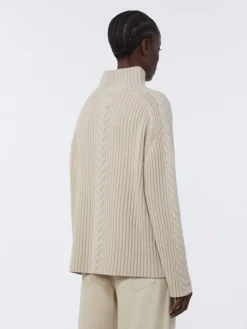 Cable-knit wool and cashmere polo-neck sweater - WHITE
