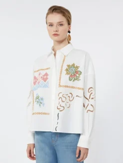 Cotton blouse with lace and embroideries - WHITE