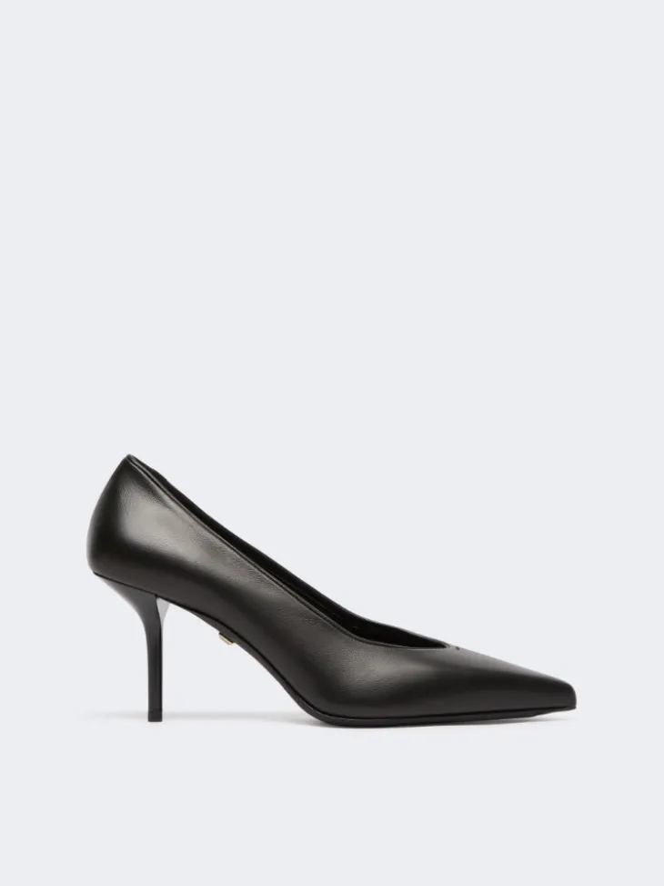 Court shoes in soft nappa leather - BLACK