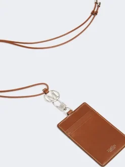 Leather badge holder - AMBER BROWN