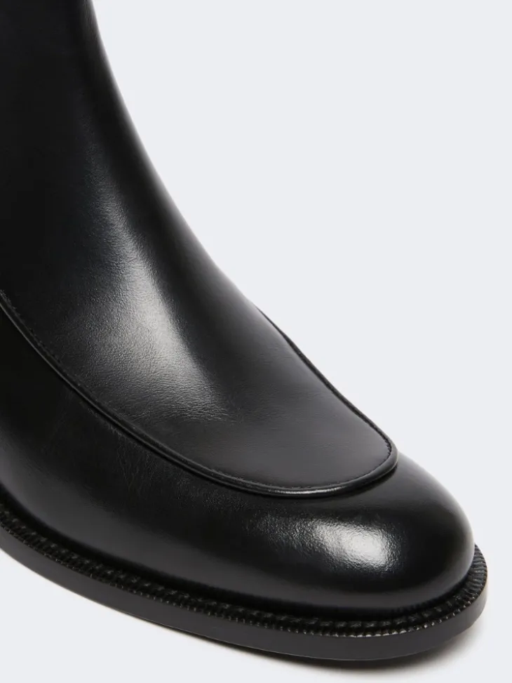 Leather Chelsea ankle boots - BLACK