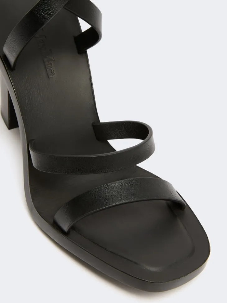 Leather sandals - BLACK