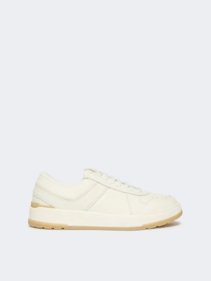 Low-top trainers in tumbled leather - WHITE