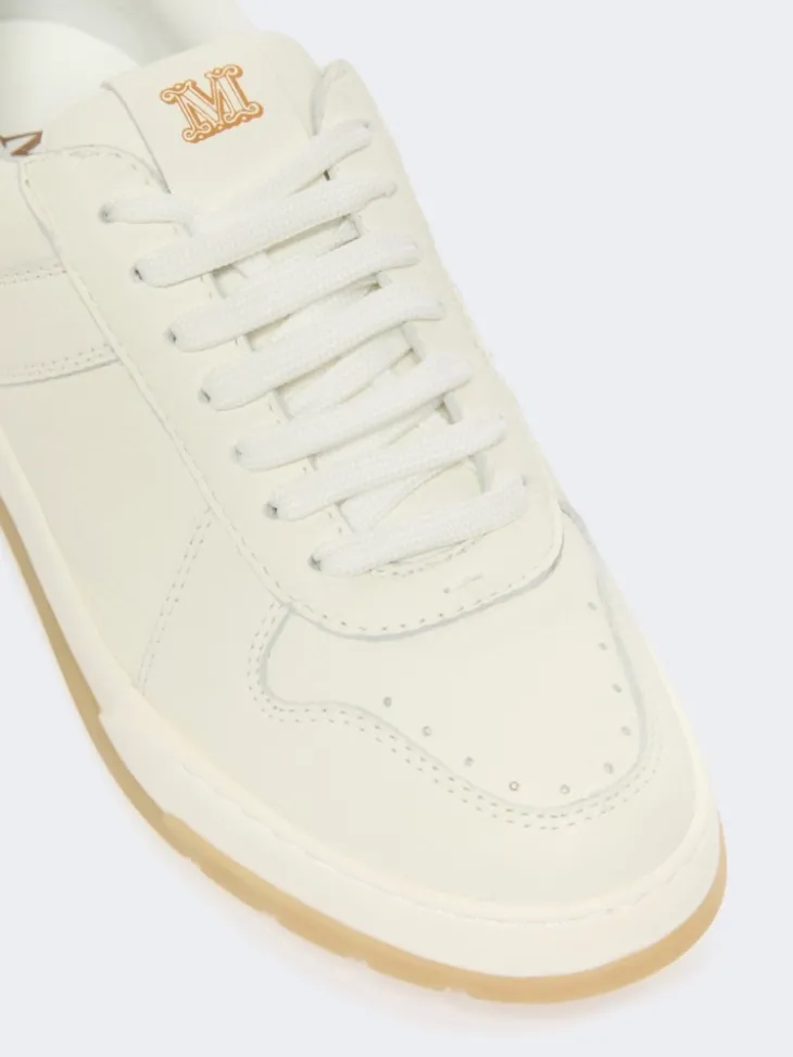 Low-top trainers in tumbled leather - WHITE