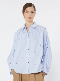 Poplin shirt with embroidery - LIGHT BLUE