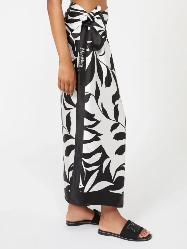 Printed silk foulard - BLACK
