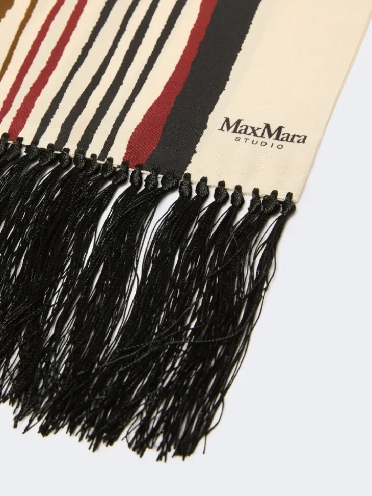 Printed silk scarf - TURTLEDOVE