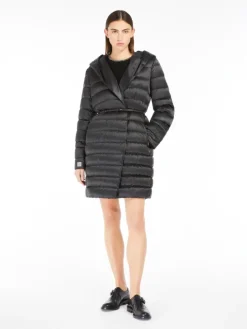 Reversible down jacket in water-repellent satin - BLACK