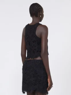 Short macramé top - BLACK