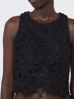 Short macramé top - BLACK