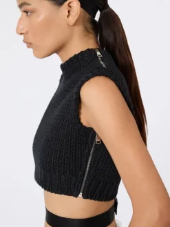 Sleeveless cropped jumper in smooth cotton - BLACK