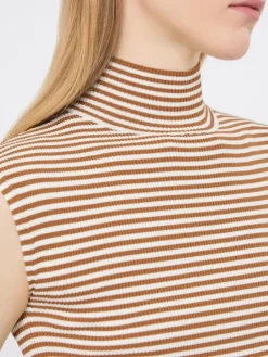 Sleeveless viscose crepe polo-neck sweater - CARAMEL