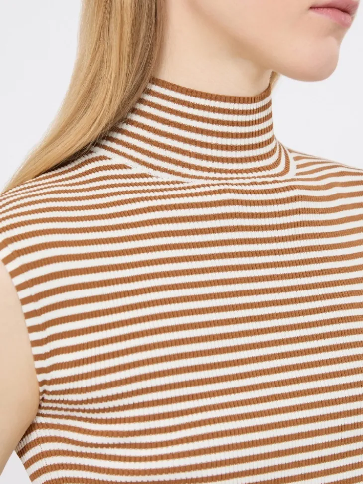 Sleeveless viscose crepe polo-neck sweater - CARAMEL