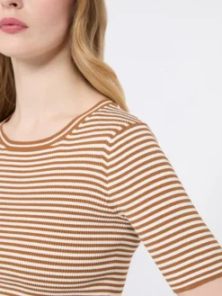 Slim-fit viscose crepe sweater - CARAMEL