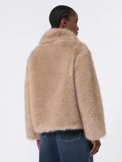 Soft textured short coat - HONEY