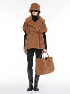Teddy fabric cape - CAMEL
