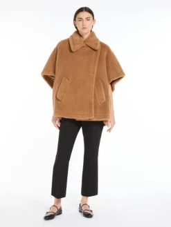 Teddy fabric cape - CAMEL