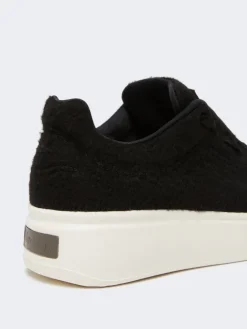 Water-repellent camel sneakers - BLACK